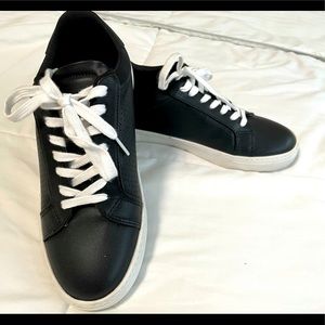 Steve Madden sneakers